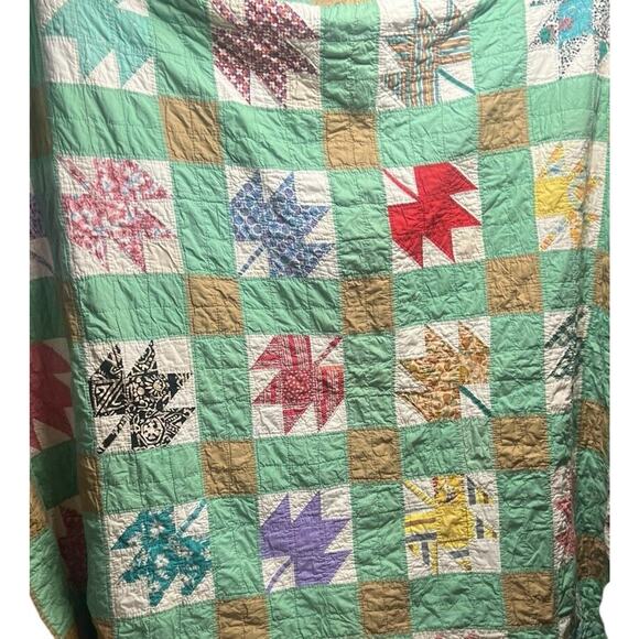 Vintage Quilt Maple Leaf Handmade Quilted Cottagecore - Picture 6 of 6